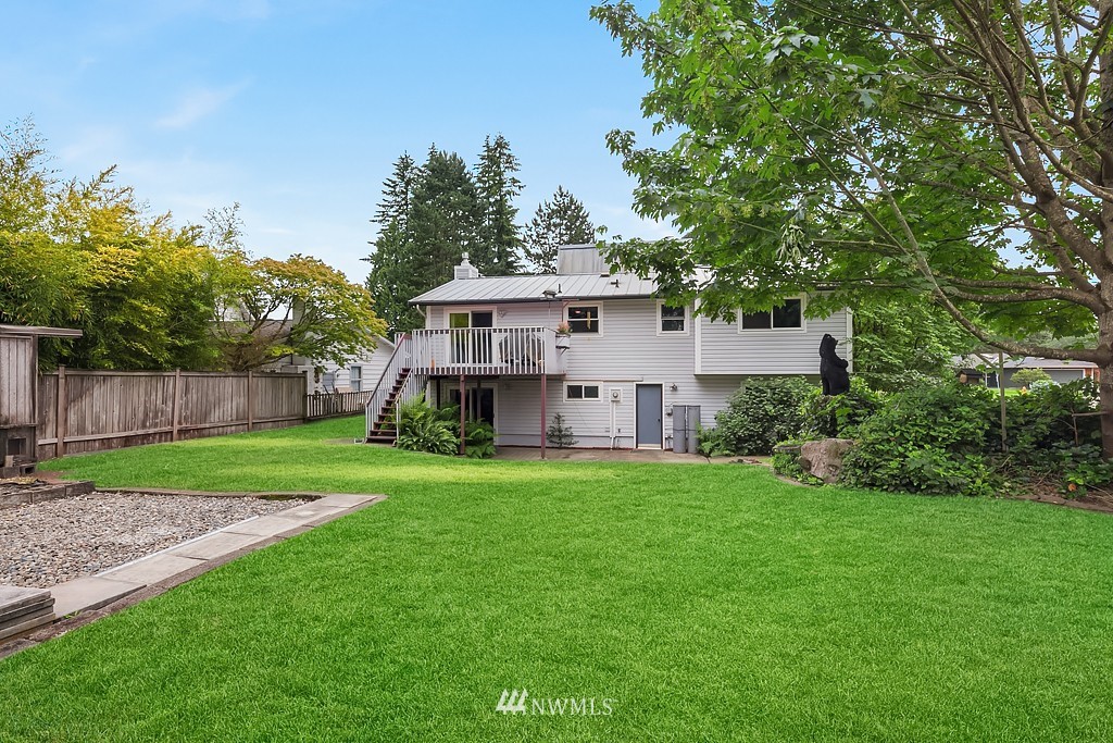 5 217th Place Southeast Bothell, WA 98021 - Photo 6 of 25
