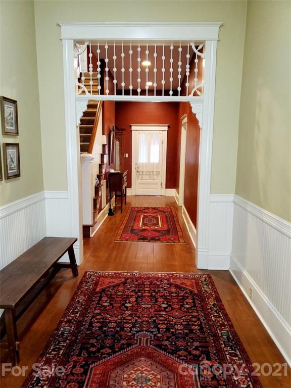 314 Mitchell Avenue Salisbury, NC 28144 - Photo 4 of 19 a very nice looking room with a rug