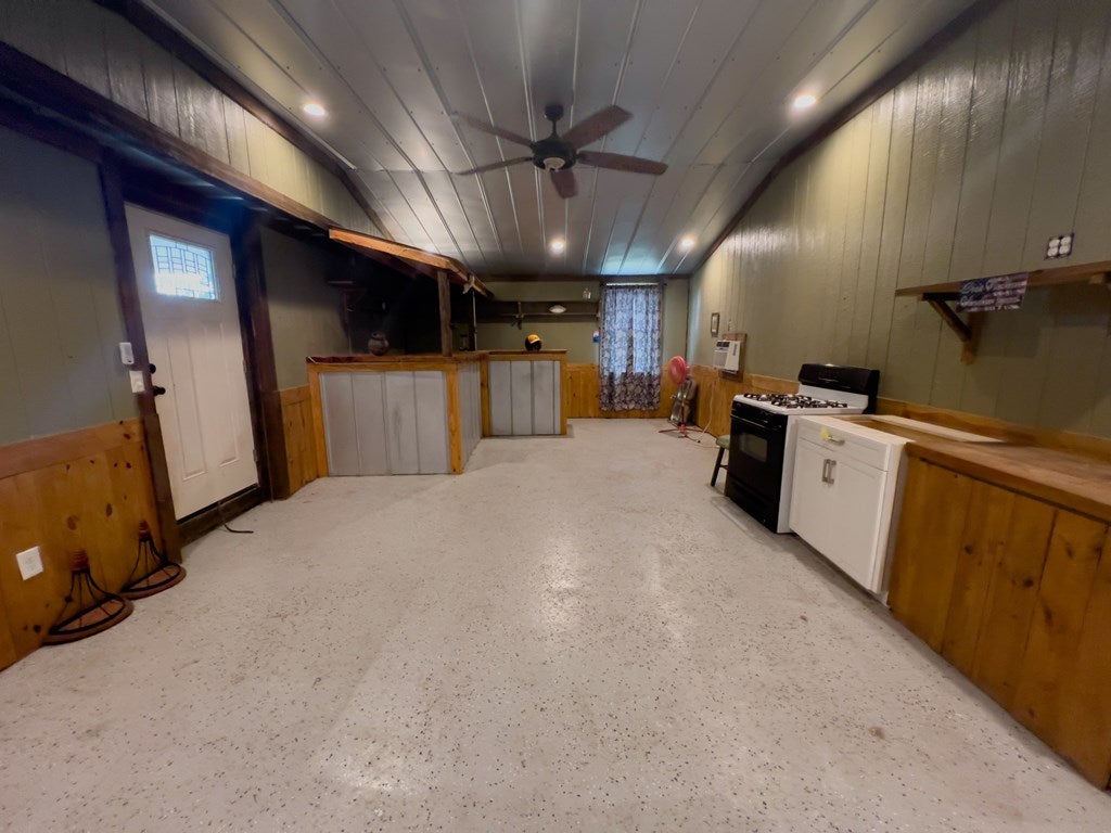 801 Shiflett Road Adel, GA 31620 - Photo 18 of 27 Gallery Image 18