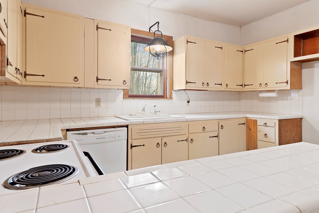1111 Waterworks Road Huntington, IN 46750 - Photo 14 of 35 Gallery Image 14