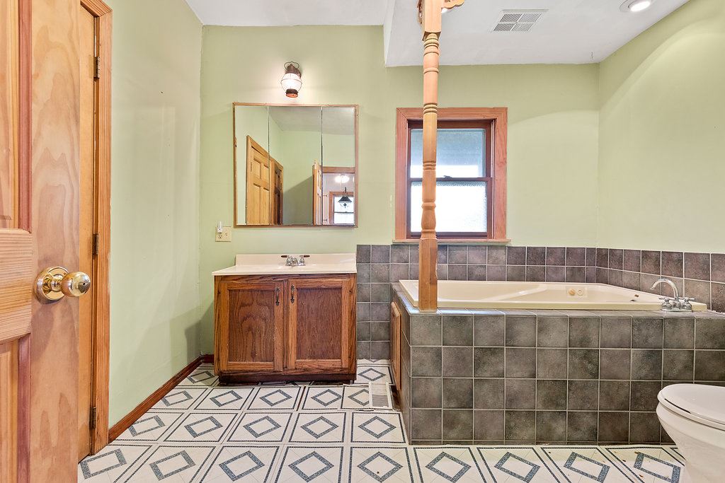 1111 Waterworks Road Huntington, IN 46750 - Photo 16 of 35 Gallery Image 16