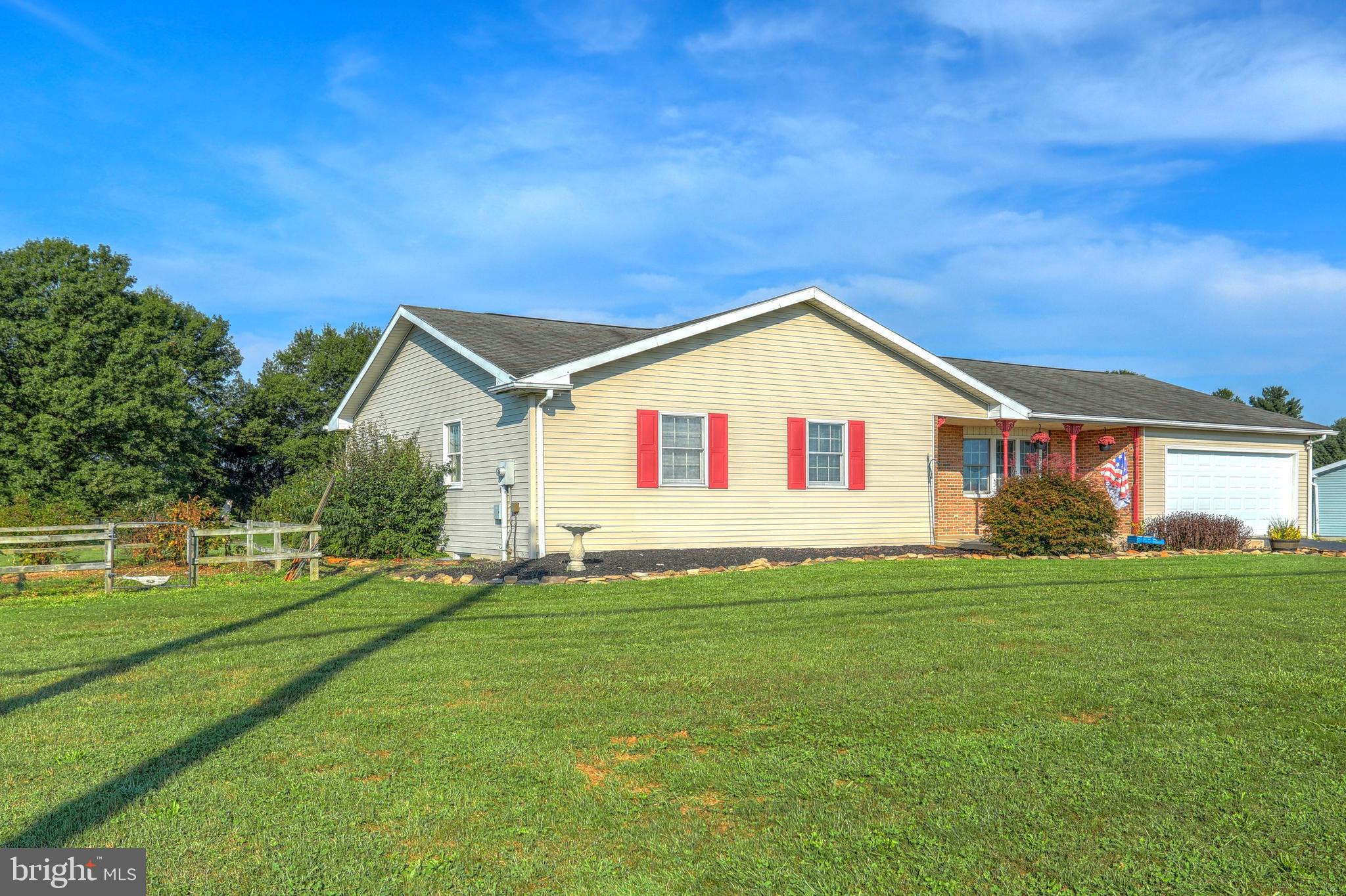 246 Barcroft Road York, PA 17406 - Photo 3 of 49 Gallery Image 3