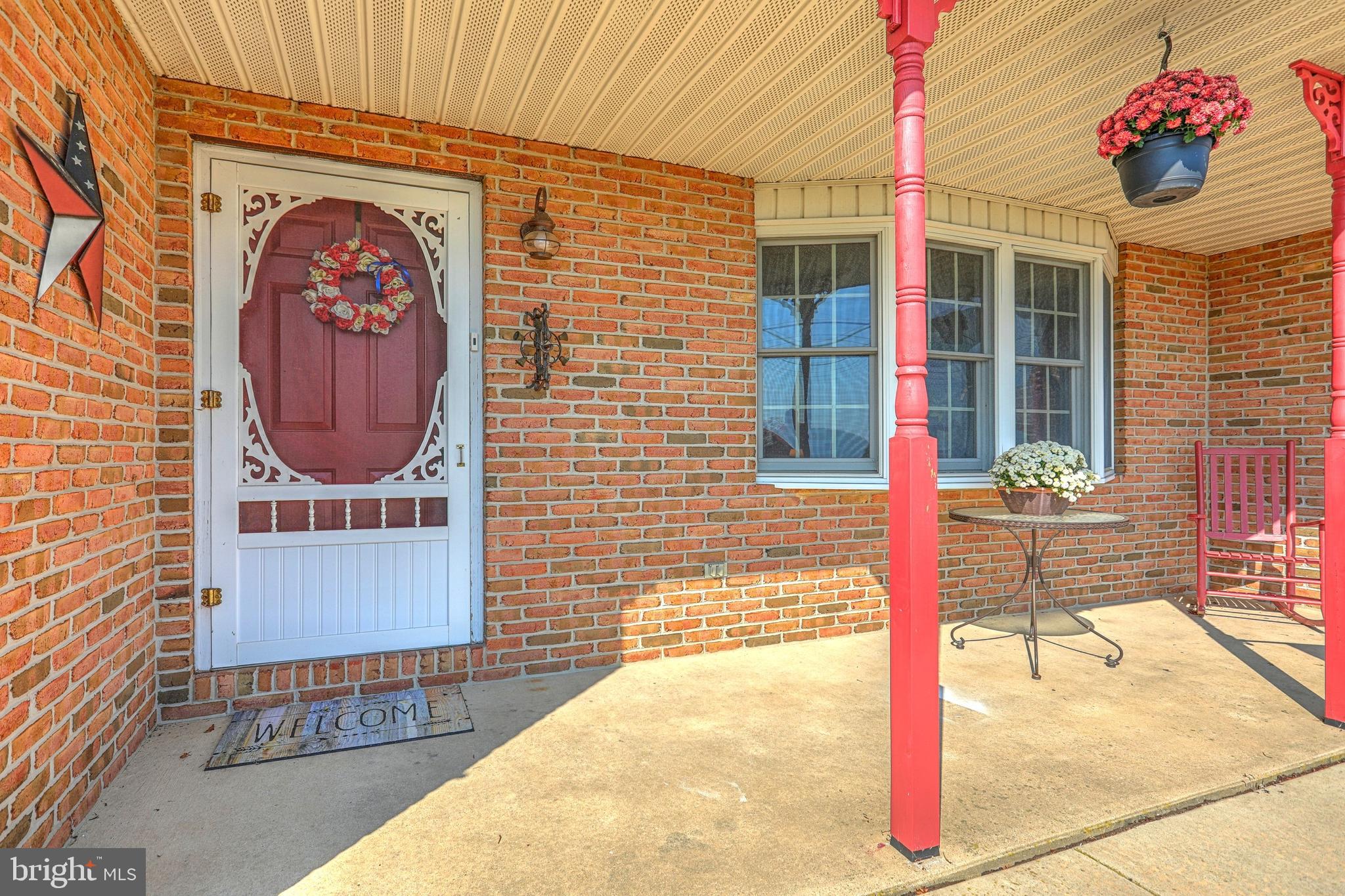 246 Barcroft Road York, PA 17406 - Photo 5 of 49 Gallery Image 5