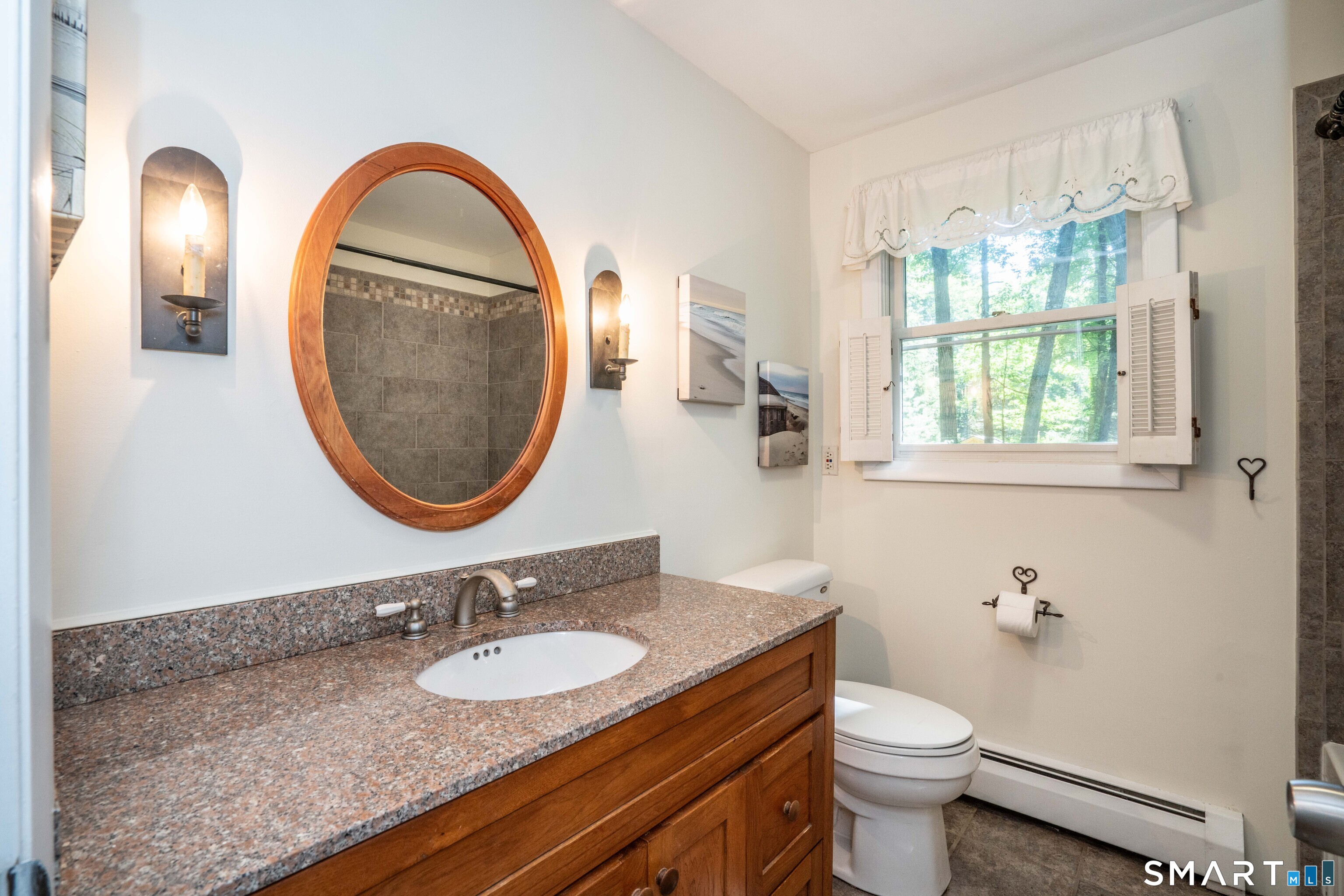 38 Hickory Hill Road Simsbury, CT 06070 - Photo 20 of 40 First floor full bahroom