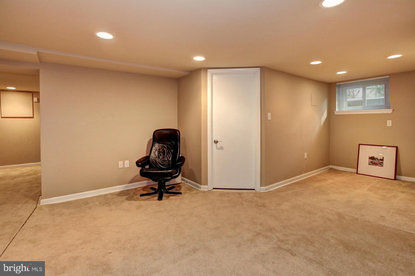 7814 Maple Ridge Road Bethesda, MD 20814 - Photo 25 of 30 Rec Room