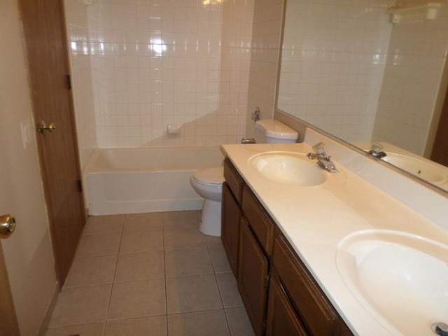 41 North Oltendorf Road Streamwood, IL 60107 - Photo 23 of 24