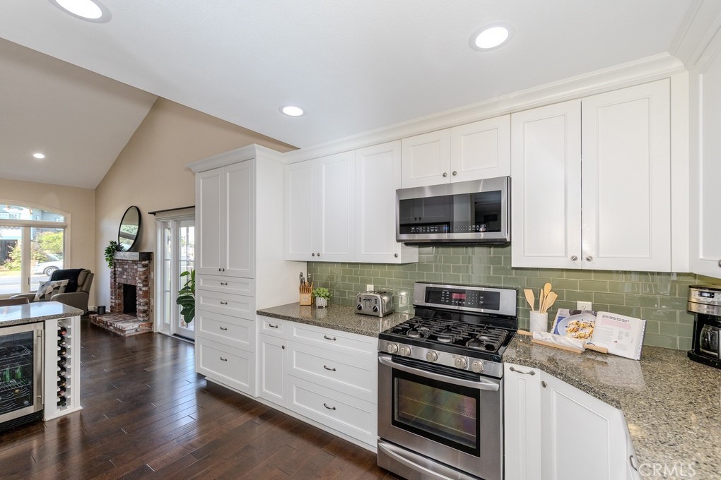 19542 Drybrook Lane Huntington Beach, CA 92646 - Photo 14 of 55