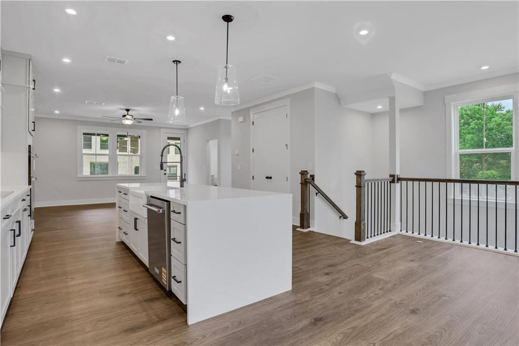 118 Bridgecrest Road Roswell, GA 30075 - Photo 2 of 40 Gallery Image 2