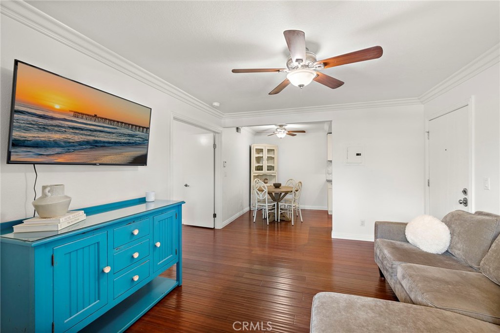 25611 Quail Run, Unit 131 Dana Point, CA 92629 - Photo 2 of 25 a living room with furniture