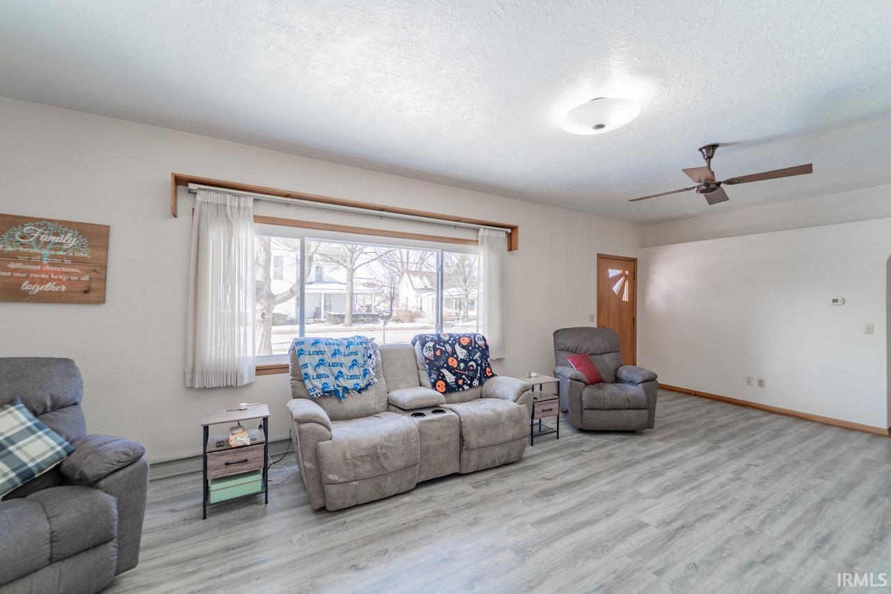 320 North Walnut Street Etna Green, IN 46524 - Photo 2 of 25