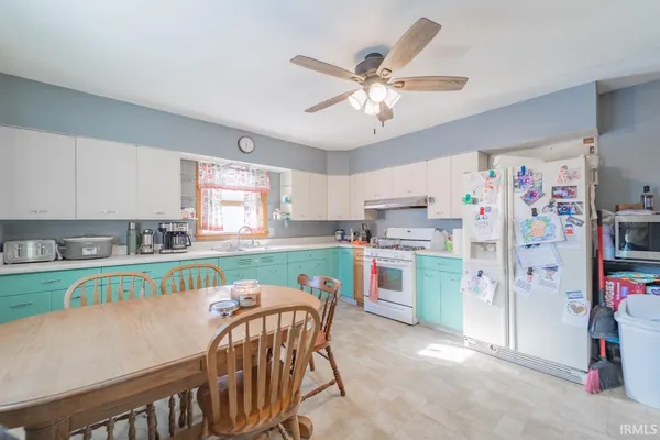 $180,000 | 320 North Walnut Street, Etna Green, IN 46524