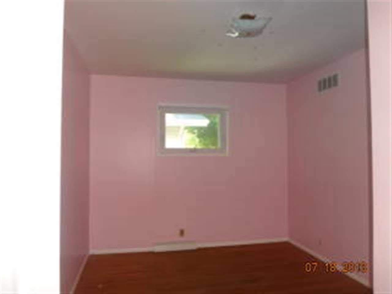 58050 Pear Road South Bend, IN 46619 - Photo 8 of 10 Gallery Image 8