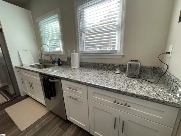 $2,000 | 315 North Maple Street, Simpsonville, SC 29681