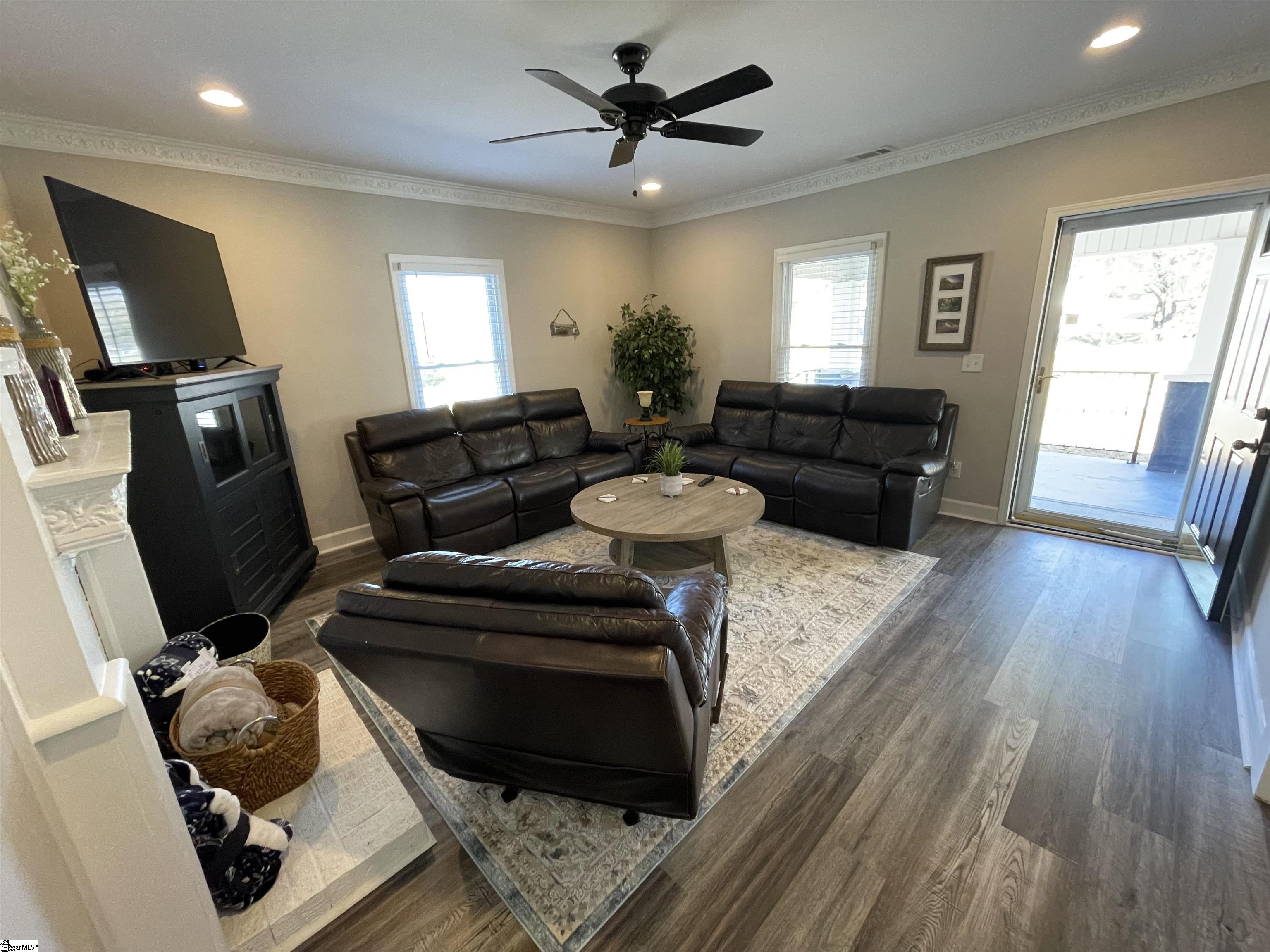 315 North Maple Street Simpsonville, SC 29681 - Photo 6 of 32