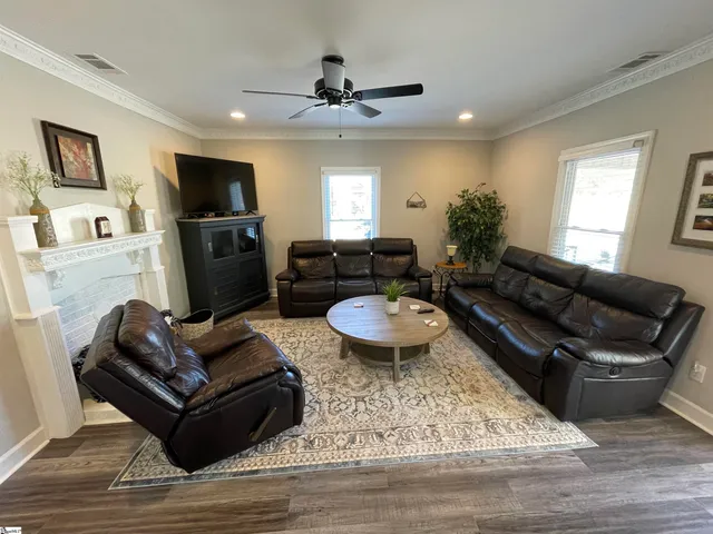 $2,000 | 315 North Maple Street, Simpsonville, SC 29681