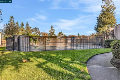 $420,000 | 1383 Hull Lane, Martinez, CA 94553
