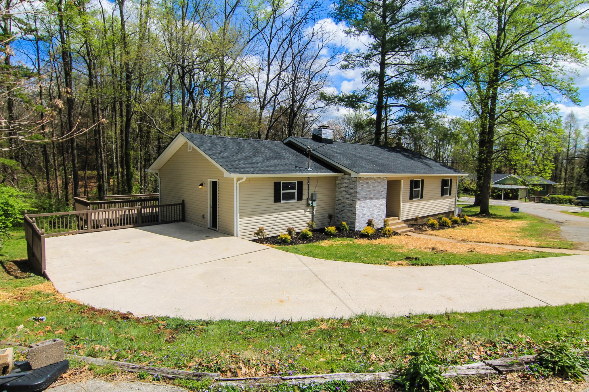 232 Outer Drive Oak Ridge, TN 37830 - Photo 3 of 40 Gallery Image 3
