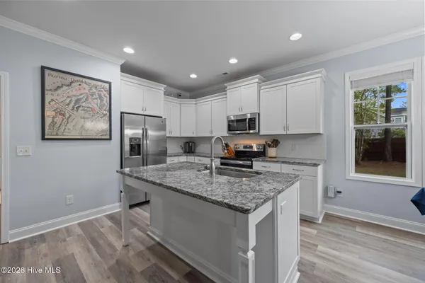 $538,500 | 807 Dan Owen Drive, Hampstead, NC 28443