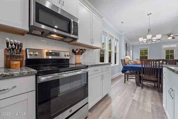 $538,500 | 807 Dan Owen Drive, Hampstead, NC 28443