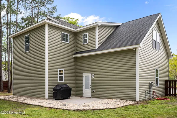 $538,500 | 807 Dan Owen Drive, Hampstead, NC 28443