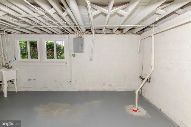 $439,900 | 12 Nottingham Way, Blackwood, NJ 08012