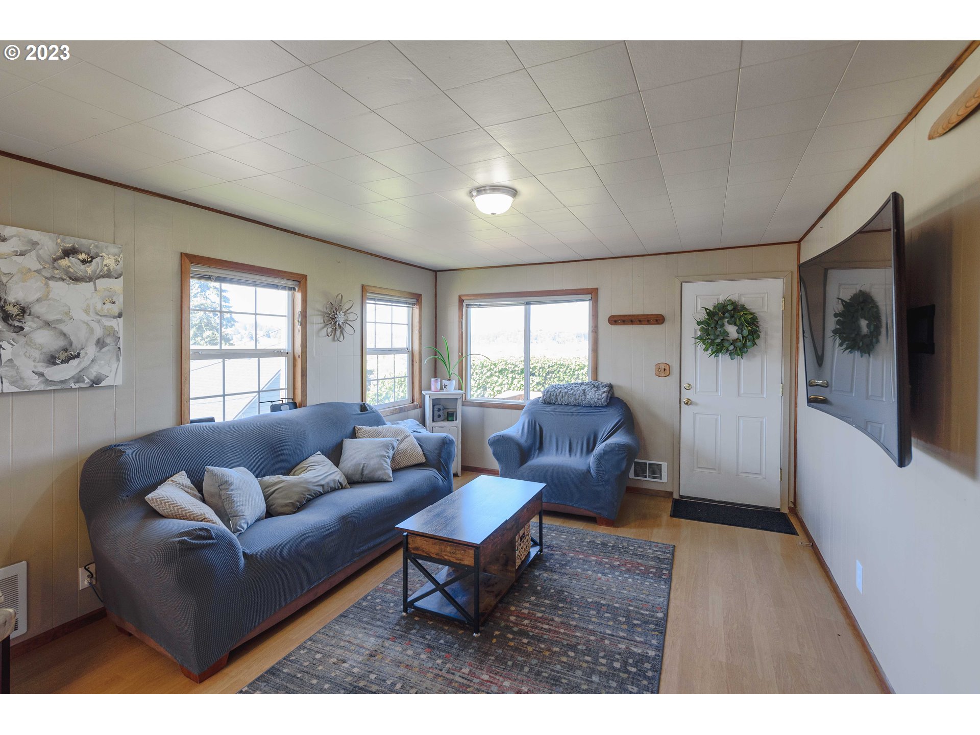 63647 Andrews Road Coos Bay, OR 97420 - Photo 5 of 32 Gallery Image 5