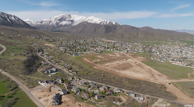 643 East Longview Drive, Unit 8 Elk Ridge, UT 84651 - Photo 5 of 6