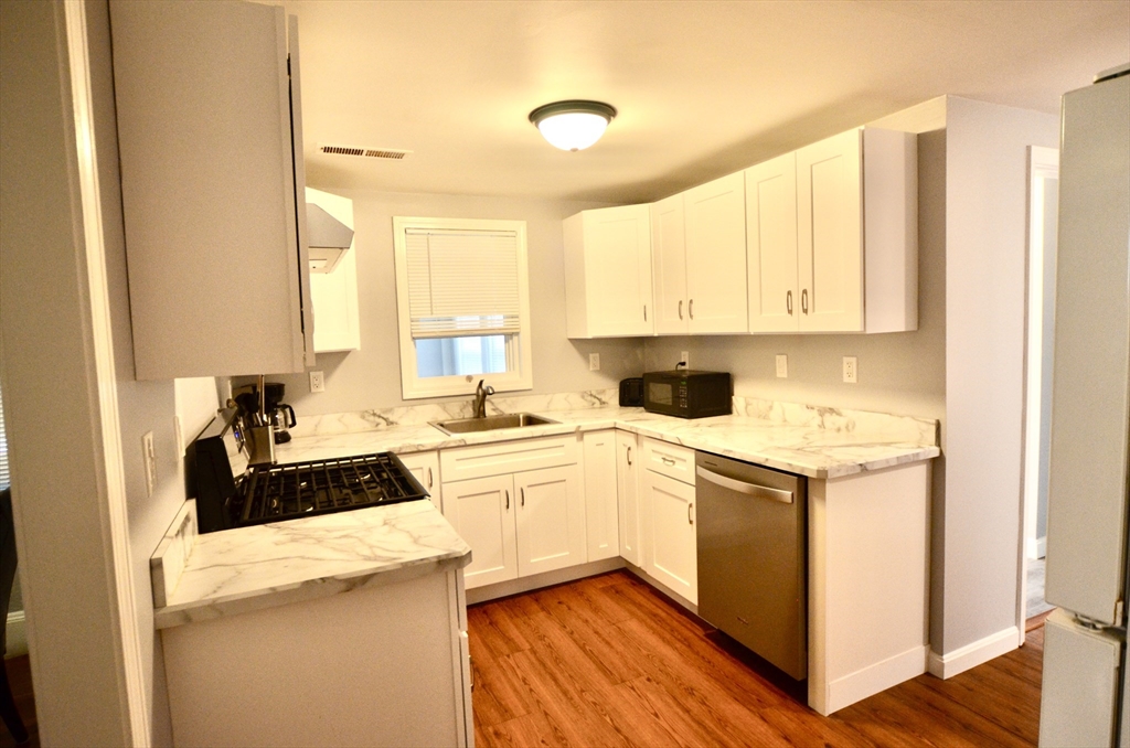 47 Massasoit Avenue, Unit A Hull, MA 02045 - Photo 3 of 23