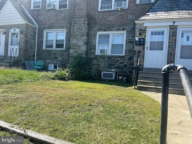 $320,000 | 808 Derwyn Road, Drexel Hill, PA 19026