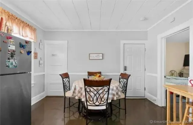 $1,600 | 70 Chadwick Avenue, Unit 1, Hartford, CT 06106