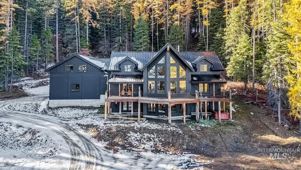 $3,490,000 | 1505 Bear Rock Trail, Cascade, ID 83611