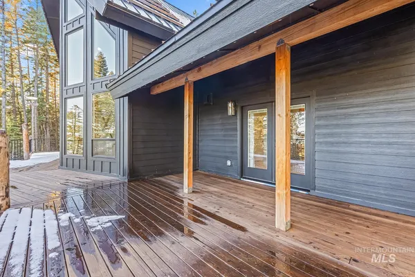 $3,490,000 | 1505 Bear Rock Trail, Cascade, ID 83611