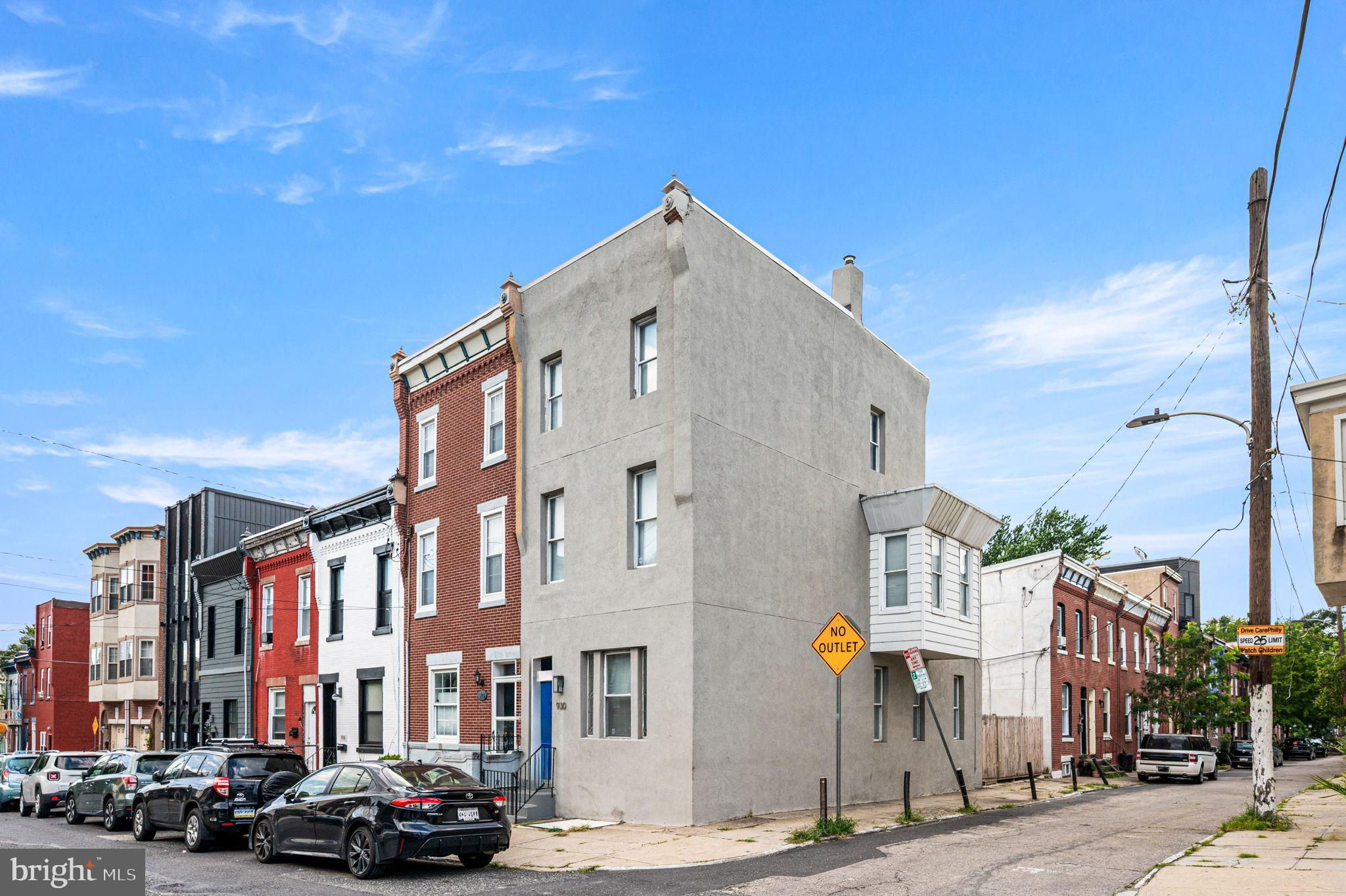 930 North 30th Street Philadelphia, PA 19130 - Photo 19 of 20 a view of building with street