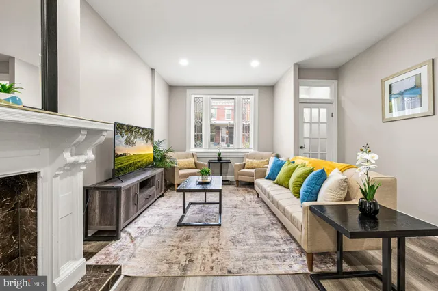 $2,850 | 930 North 30th Street, Philadelphia, PA 19130