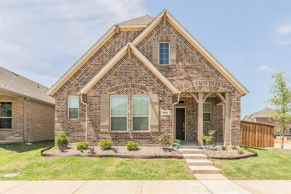 $2,300 | 1000 South Hl Drive, Crowley, TX 76036