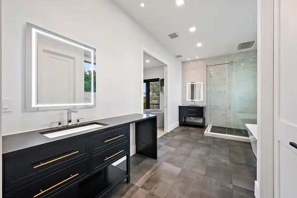 $39,000 | 706 Lakeside Circle, North Palm Beach, FL 33408