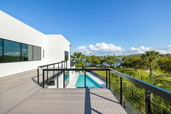 $39,000 | 706 Lakeside Circle, North Palm Beach, FL 33408