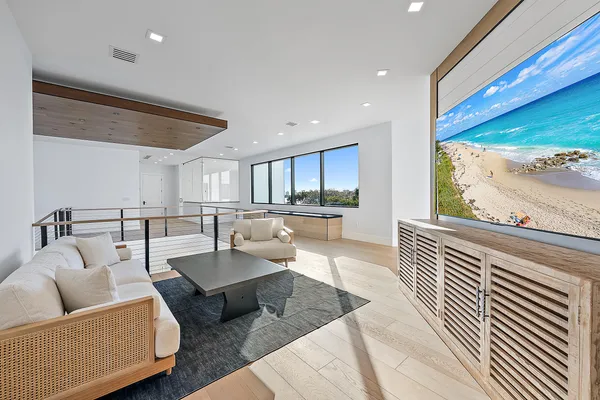 $39,000 | 706 Lakeside Circle, North Palm Beach, FL 33408