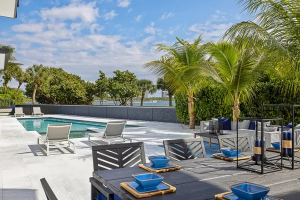 $39,000 | 706 Lakeside Circle, North Palm Beach, FL 33408