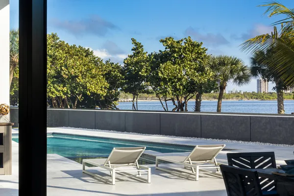 $39,000 | 706 Lakeside Circle, North Palm Beach, FL 33408