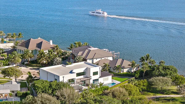 $39,000 | 706 Lakeside Circle, North Palm Beach, FL 33408