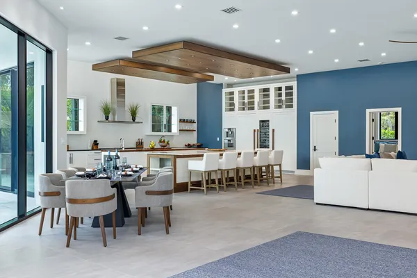 $39,000 | 706 Lakeside Circle, North Palm Beach, FL 33408