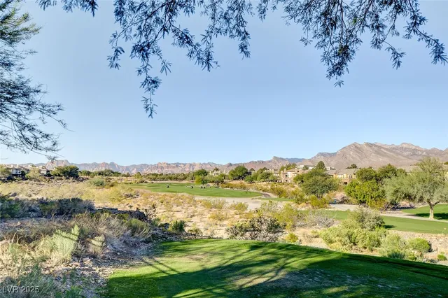 $5,279 | 520 Proud Eagle Lane, Las Vegas, NV 89144