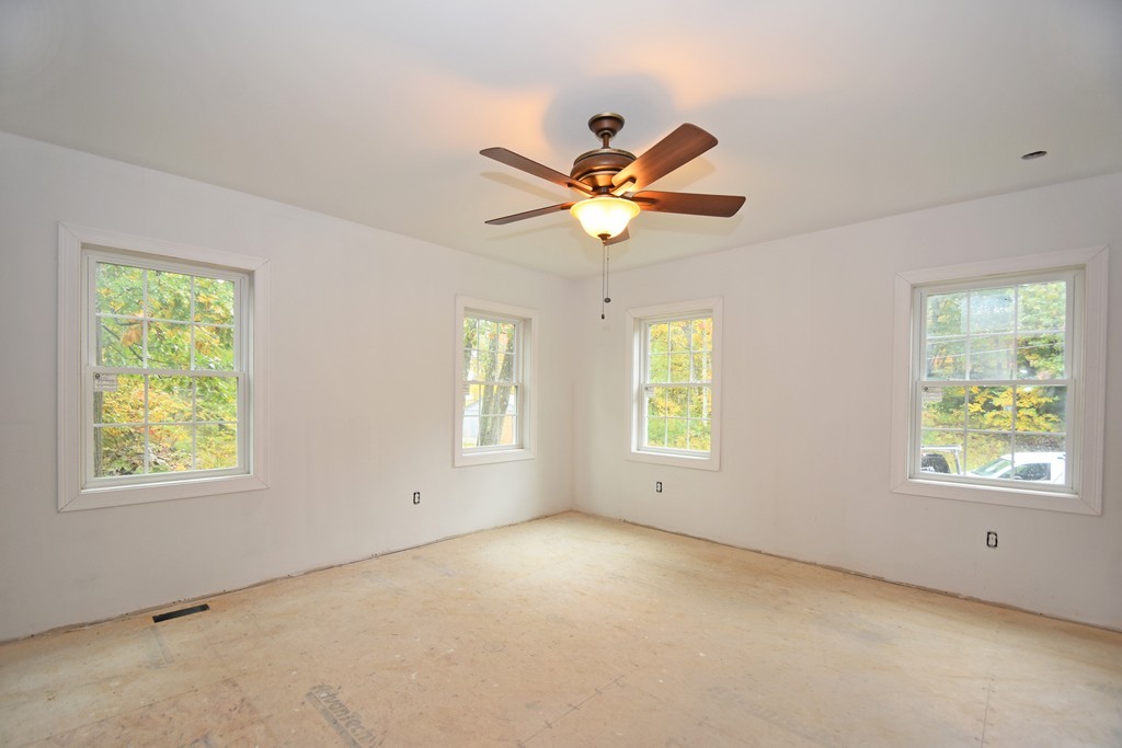 34 Beaver Dam Road Ashby, MA 01431 - Photo 4 of 11