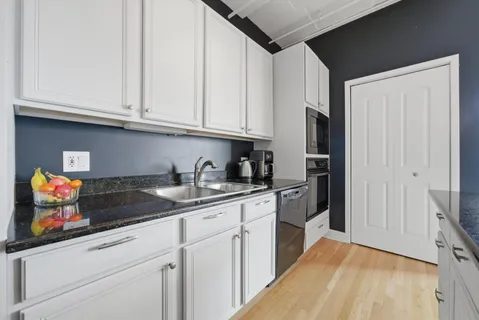 $430,000 | 1530 South State Street, Unit 15R, Chicago, IL 60605