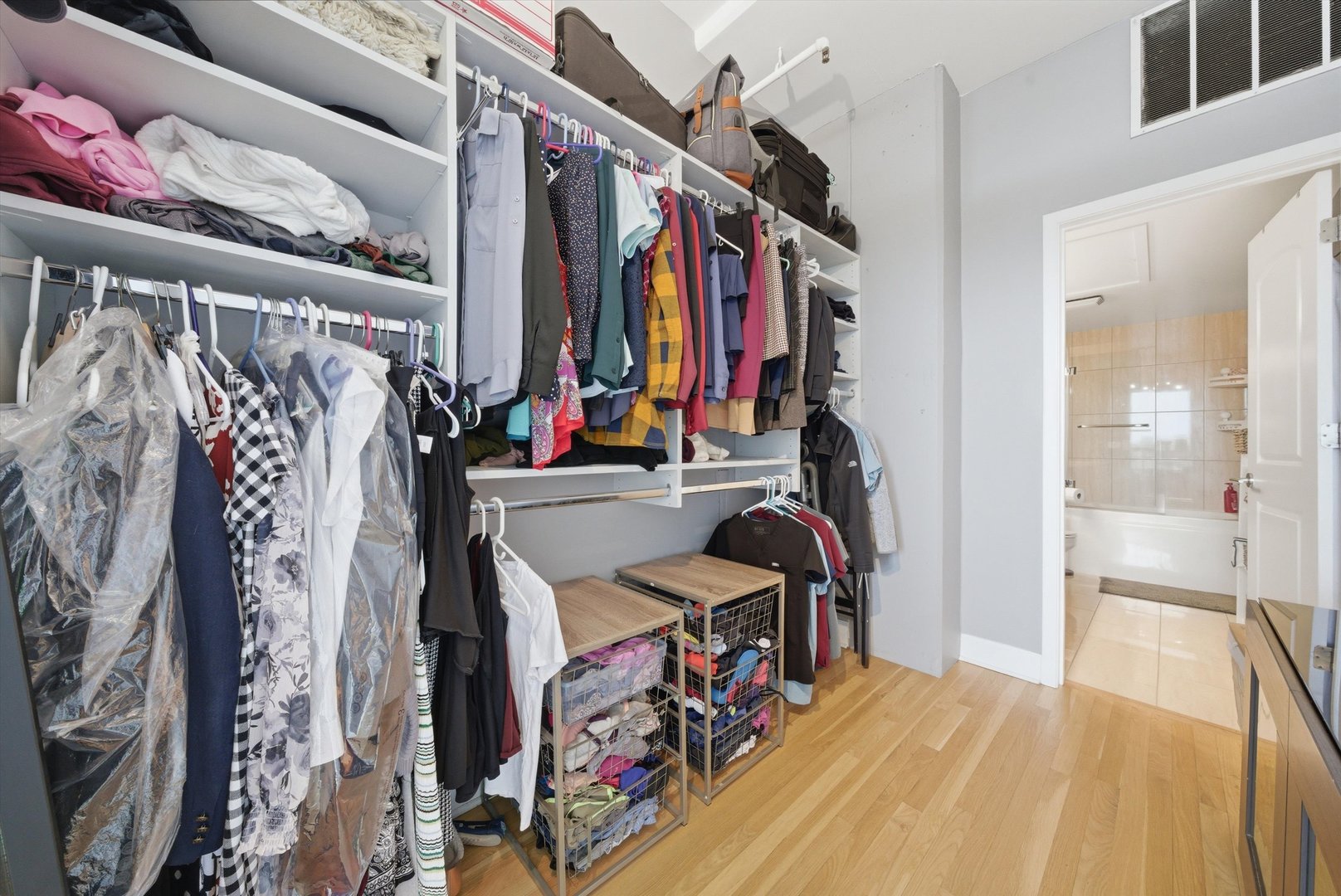 1530 South State Street, Unit 15R Chicago, IL 60605 - Photo 25 of 46