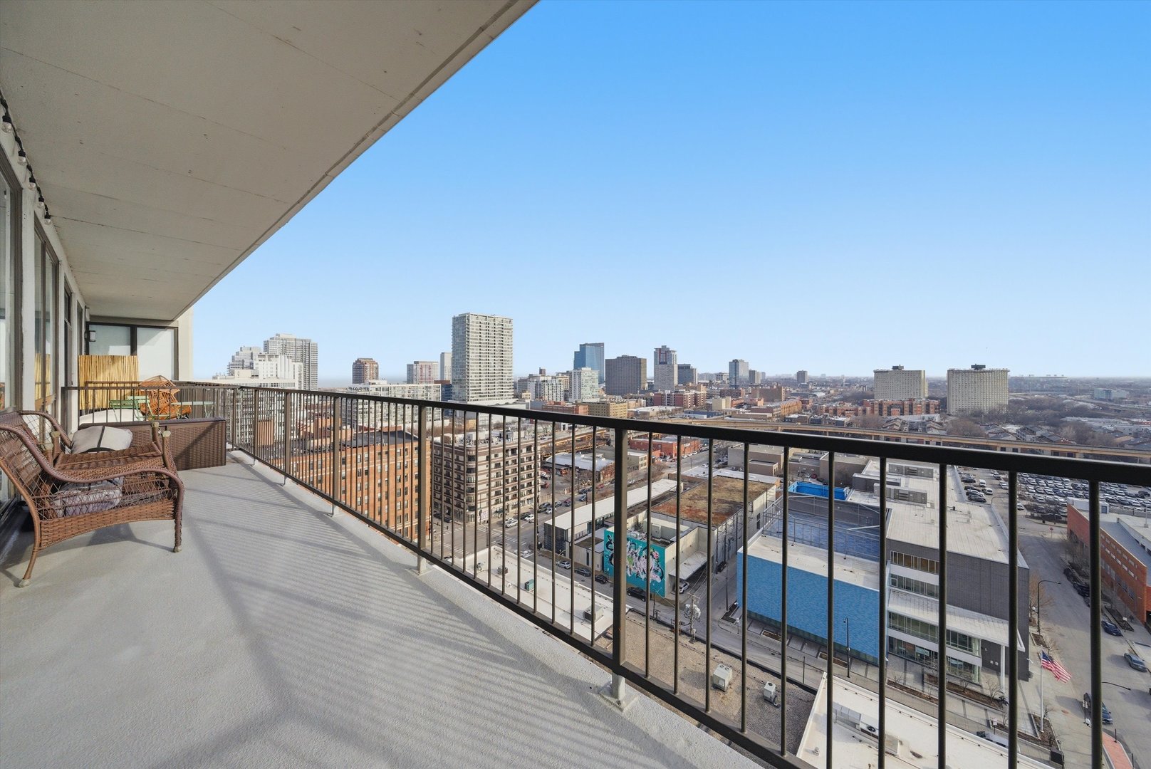 1530 South State Street, Unit 15R Chicago, IL 60605 - Photo 29 of 46