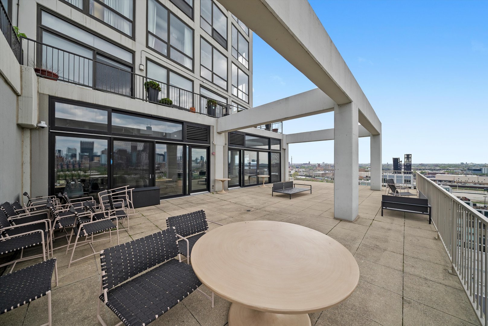 1530 South State Street, Unit 15R Chicago, IL 60605 - Photo 37 of 46