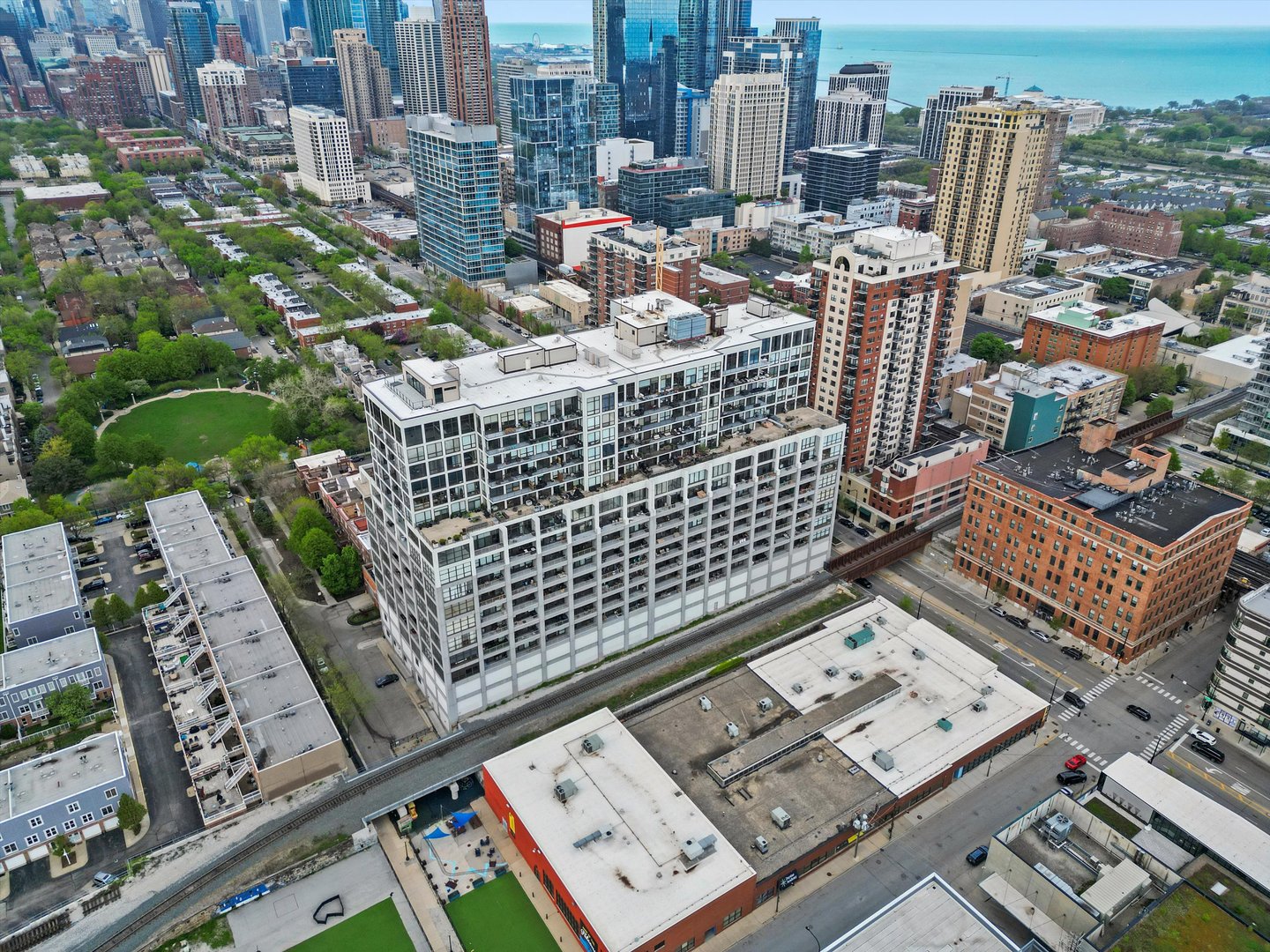 1530 South State Street, Unit 15R Chicago, IL 60605 - Photo 43 of 46