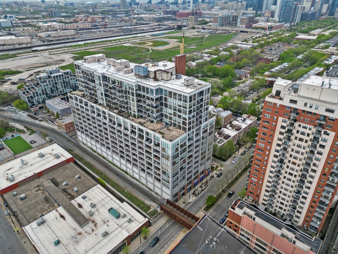 1530 South State Street, Unit 15R Chicago, IL 60605 - Photo 44 of 46